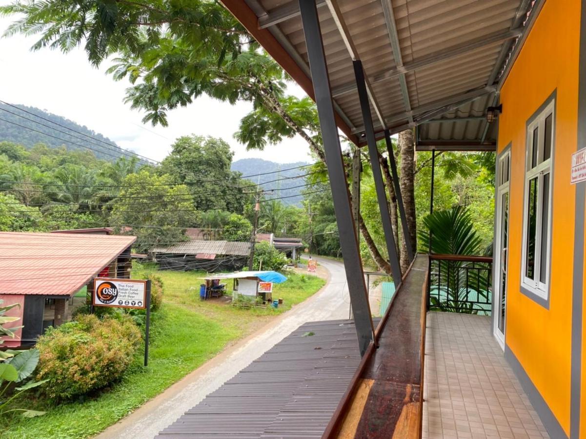 Khao Sok Inn Hostel Khao Sok National Park Экстерьер фото